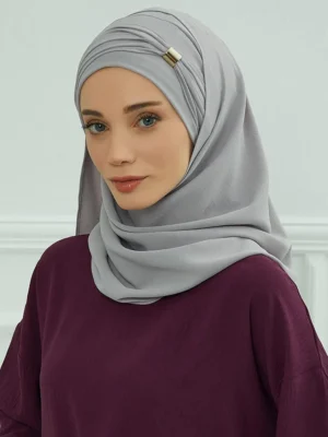 Hijab Gris avec Boucle élégant et respirant
